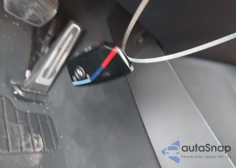 2025 BMW X3 M50 xDrive из США, поврежденный, VIN 5UX73GP00S9Z75700